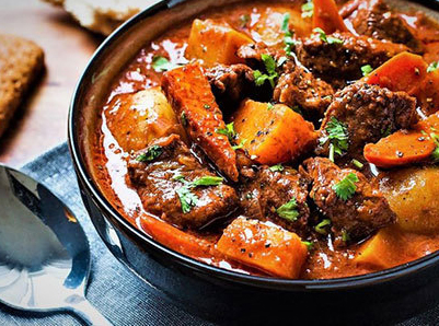 طرز تهیه خورشت هویج تبریزی