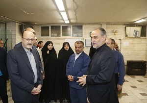 موسسات خیریه، سنت کمک به هم نوع را زنده نگاه داشته اند