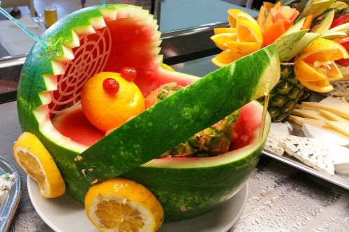 تزیین هندوانه شب یلدا 1397 / جدیدترین مدل های هندوانه مخصوص شب یلدا