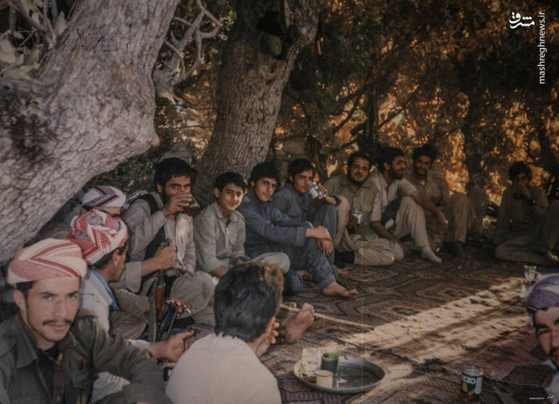 یک ماه چیزی برای خوردن نداشتیم/ ماجرای نماز در کلیسا