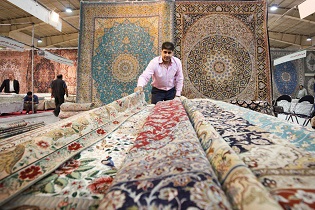 نمایشگاه اصفهان نمایشگر نقش‌های خیال انگیز فرش دستباف می شود