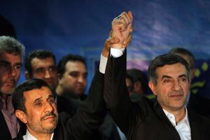 وقتی مشایی انسان&zwnj;ها را در مقام خالقیت قرار می&zwnj;دهد!