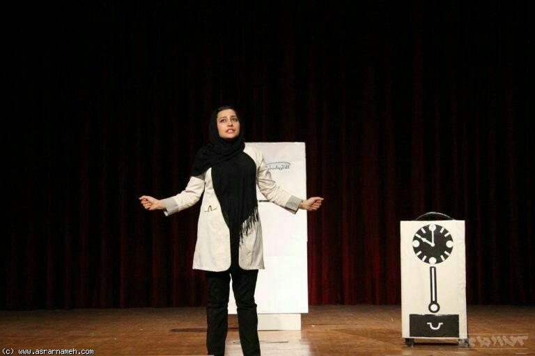 نمایش دوقلوپ رنگ سیاه در سبزوار به روی صحنه رفت