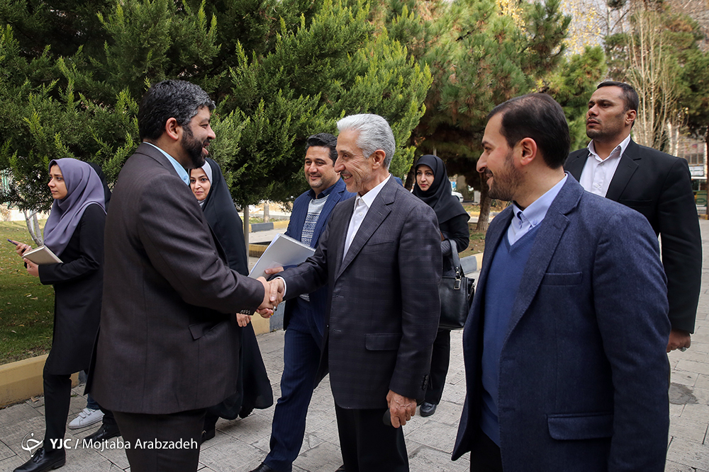 وزیر علوم از باشگاه خبرنگاران جوان بازدید کرد