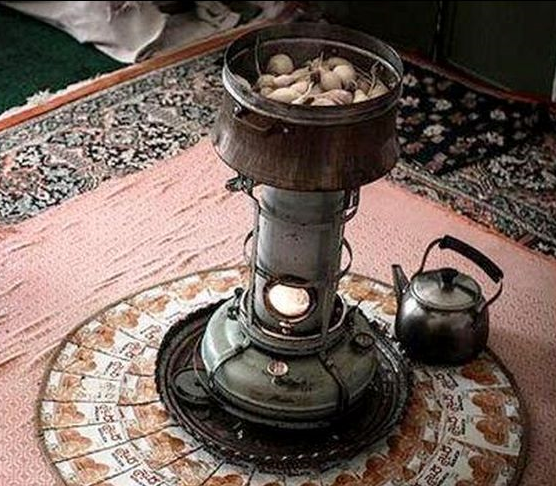نوستالژی&zwnj;های نفتی در فصل سرما/ وسایل گرمایشی که بوی خاطرات کودکی را می&zwnj;دهند +تصاویر