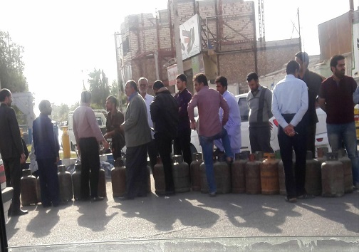 روند گازرسانی به زابل رضایتخش نیست/ برخورد جدی با دلالان گاز مایع