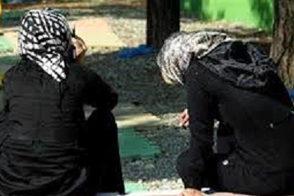 اعترافات عجیب زن معتاد / از جاساز مواد در لباس سگ تا مصرف شیشه با فاز نظافت!