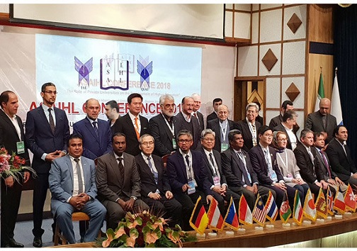 دهه فجر امسال زیر دریایی «فاتح» به ناوگان نیروی دریایی می پیوند/ ایران در تولید ناوشکن و شناور جزو 5 کشور پیشرو است