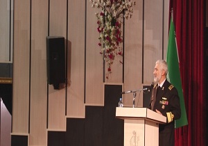دهه فجر امسال زیر دریایی &laquo;فاتح&raquo; به ناوگان نیروی دریایی می پیوند/ ایران در تولید ناوشکن و شناور جزو 5 کشور پیشرو است