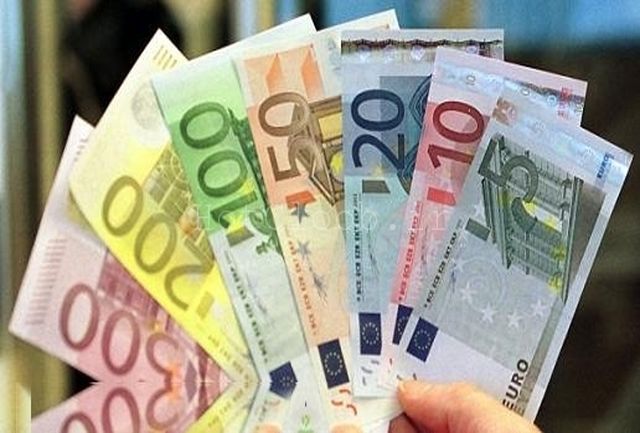 کاهش نرخ ۱۸ ارز بین بانکی +جدول