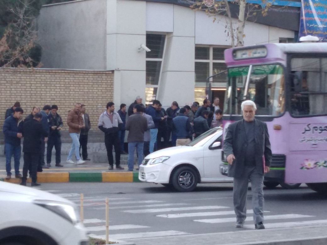 نرخ دلار به زیر ۱۰ هزار تومان رسید