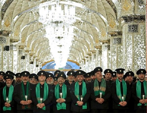 ثبت نام ۴۰۰۰ خادم افتخاری حرم رضوی در آذربایجان شرقی