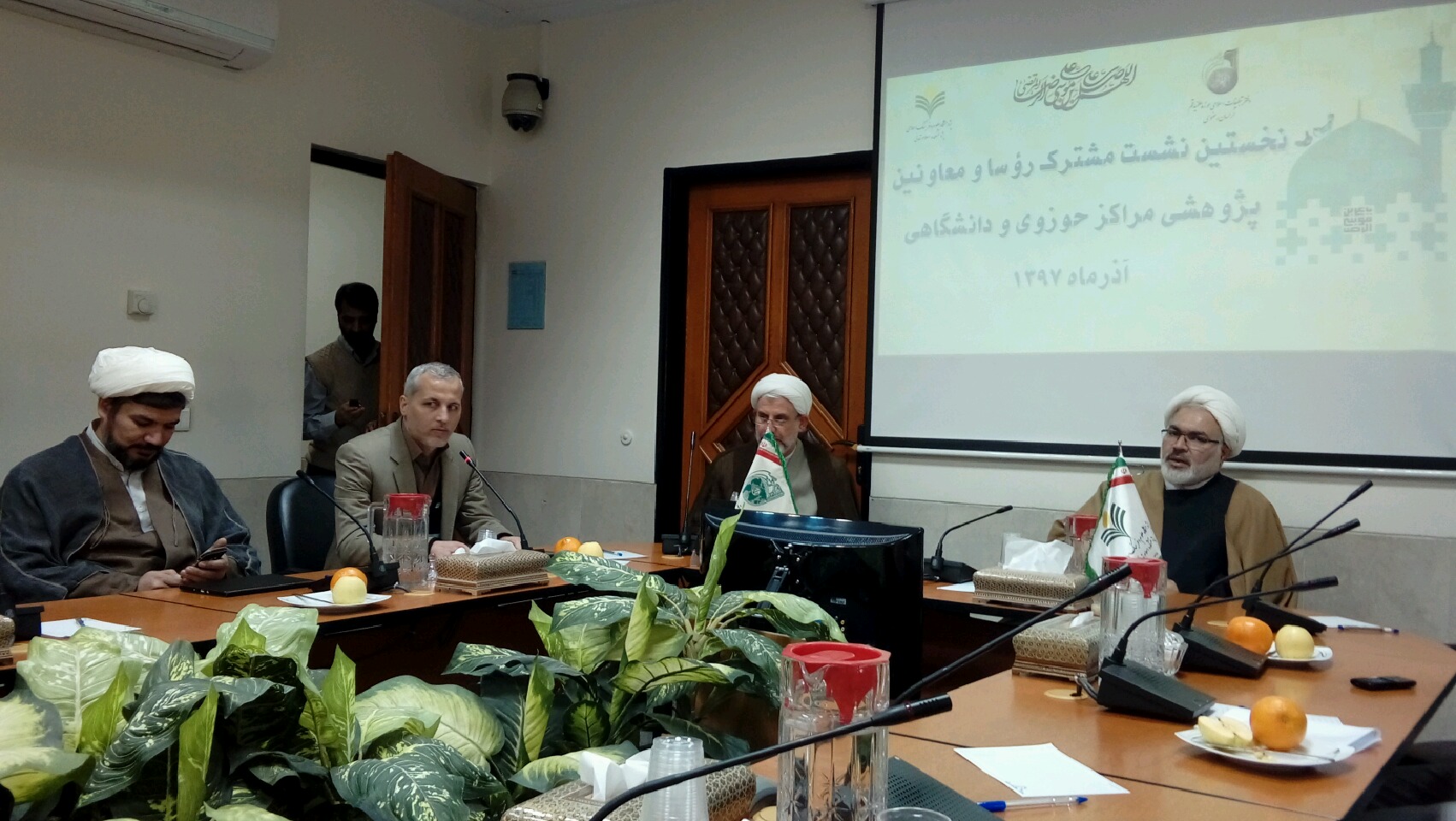 امضا تفاهم نامه همکاری بین پژوهشکده اسلام تمدنی و پژوهشکده نوین شهر معنوی ثامن
