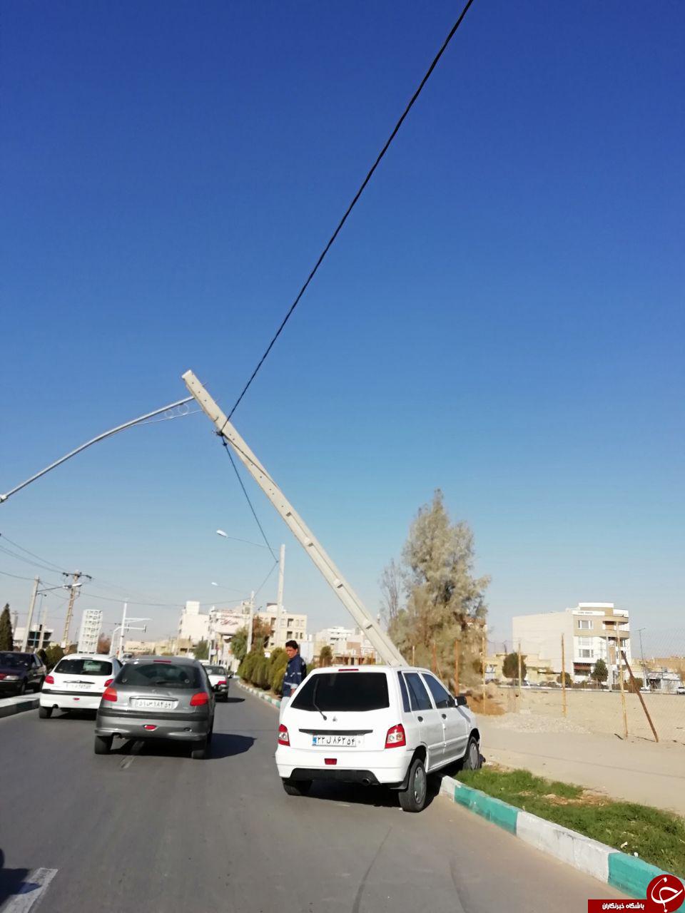 تصادف پراید با تیر برق + عکس