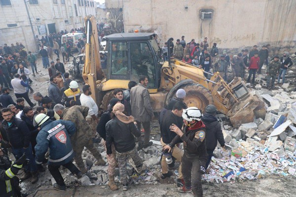 انفجار در شمال حلب/ ۲۰ نفر کشته و زخمی شدند انفجار در شمال حلب/ ۲۰ نفر کشته و زخمی شدند