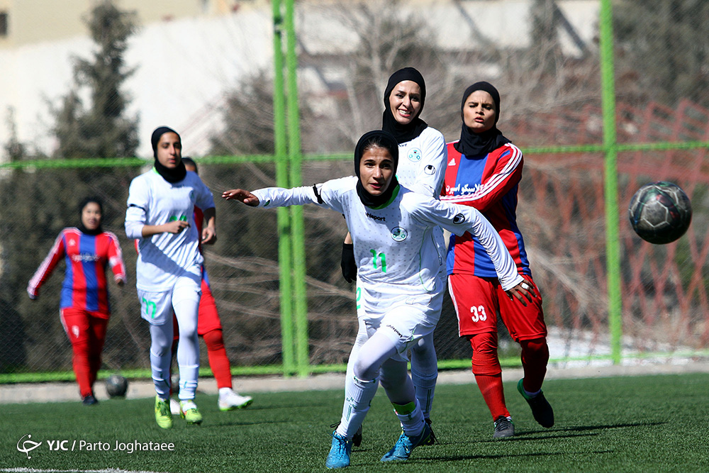 جدال حساس دختران ملوان در خانه/ میزبانی ذوب&zwnj;آهن از بوشهر