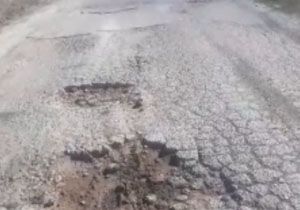 فیلمی از وضعیت نامناسب جاده در روستای اردلان