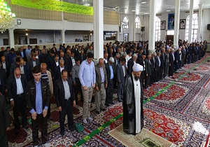 دانشجویان و طلاب باید بدنبال تولید علم باشند نه مدرک گرایی