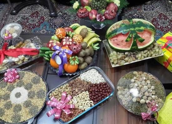 چرا برای عروس شب چله ای می بریم /طَبَق پیش کشی شب یلدا برای  تازه عروس