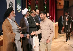 تجلیل از خدام لرستانی پیاده‌روی اربعین حسینی