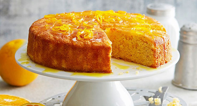 کیک&zwnj;های شب یلدا را در خانه بپزید