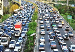 ترافیک صبحگاهی در بزرگراه همت، حکیم و یادگار امام(ره)
