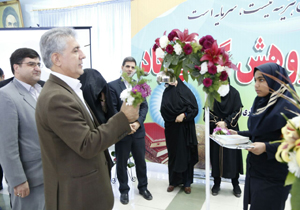 زنگ هفته پژوهش نواخته شد