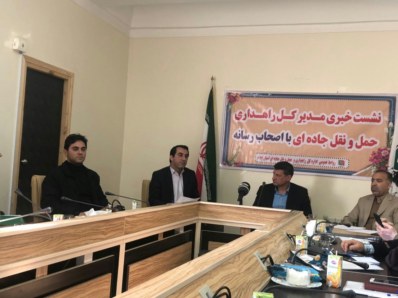 تردد بیش از 2 میلیون زائر از مرز مهران