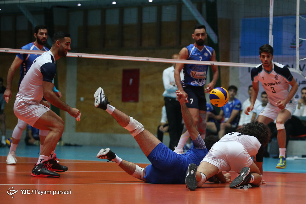 پایان نیم فصل والیبالی&zwnj;ها با قهرمانی ورامین