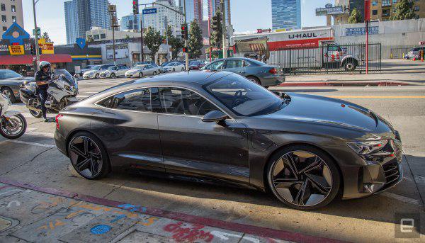 تجربه رانندگی با طرح مفهومی اتومبیل آئودی E-Tron GT +تصاویر