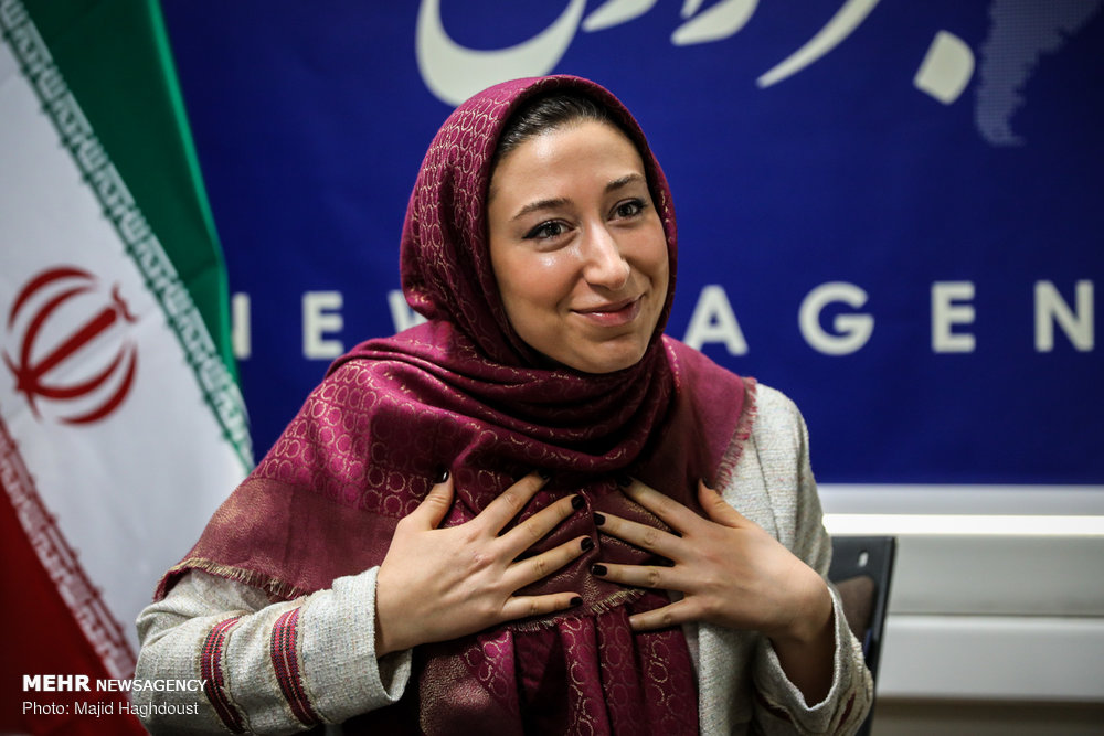 تصمیم عجیبی که دختر آمریکایی در ایران گرفت! تصمیم عجیبی که دختر آمریکایی در ایران گرفت!