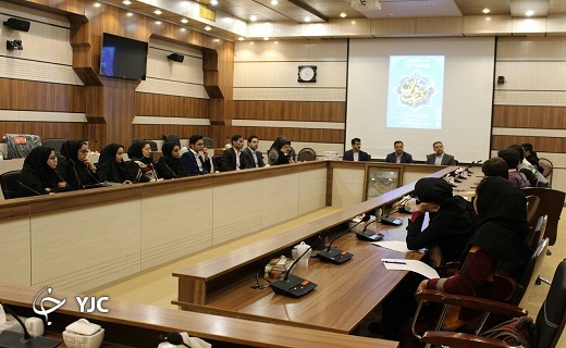 نشست کتابخوان دانشجویان واحد پردیس دانشگاه یزد در مهریز