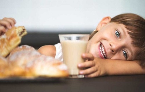 بهترین خوراکی&zwnj;ها برای کودکان/ماهی را در رژیم غذایی کودک بگنجانید