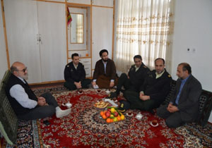 جانبازان و ایثار گران با از خودگذشتگی کلمه ایثار را معنا کردند