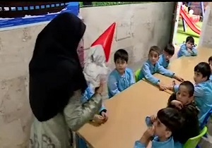 گزارشی دیدنی از خاص‌ترین مهدکودک تهران که مربیان آن نابینا هستند + فیلم