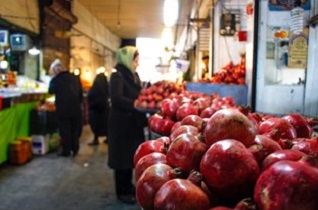 نظارت اتاق اصناف اصفهان بر بازار در آستانه شب یلدا