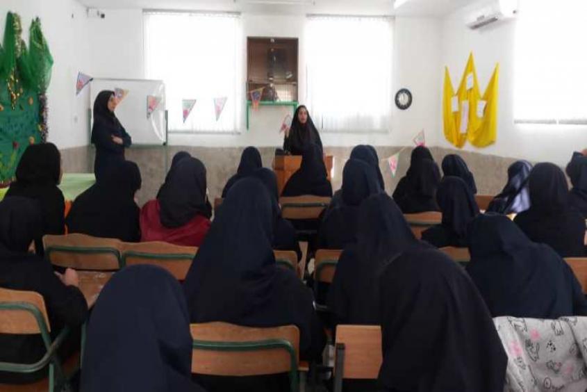 دختران مراقب شیطنت&zwnj;های مجازی در شبکه&zwnj;های اجتماعی باشند