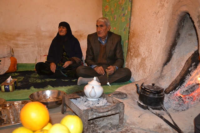 حکایت جالب چله نشینی در سراسر کشور تا برکت خیزی آجیل ها در شب یلدا