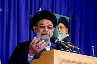 طاغوت به دنبال جدایی حوزه و دانشگاه بود