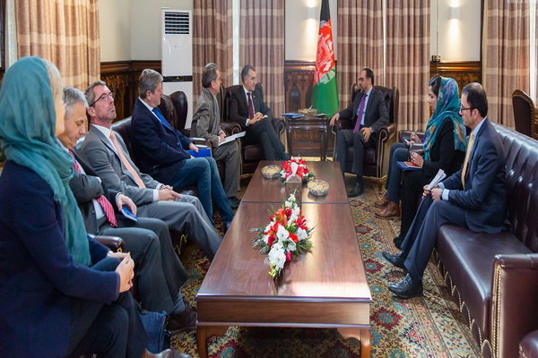 دیدار وزیر خارجه افغانستان با هیاتی از پارلمان اروپا