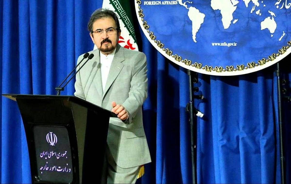 پیگیری سرنوشت شهروندان ایرانی در زندان های آمریکا /دیدار عراقچی و هوک قبل از خروج ترامپ از برجام بود/شرکت های دارویی از سوی واشنگتن تهدید می شوند