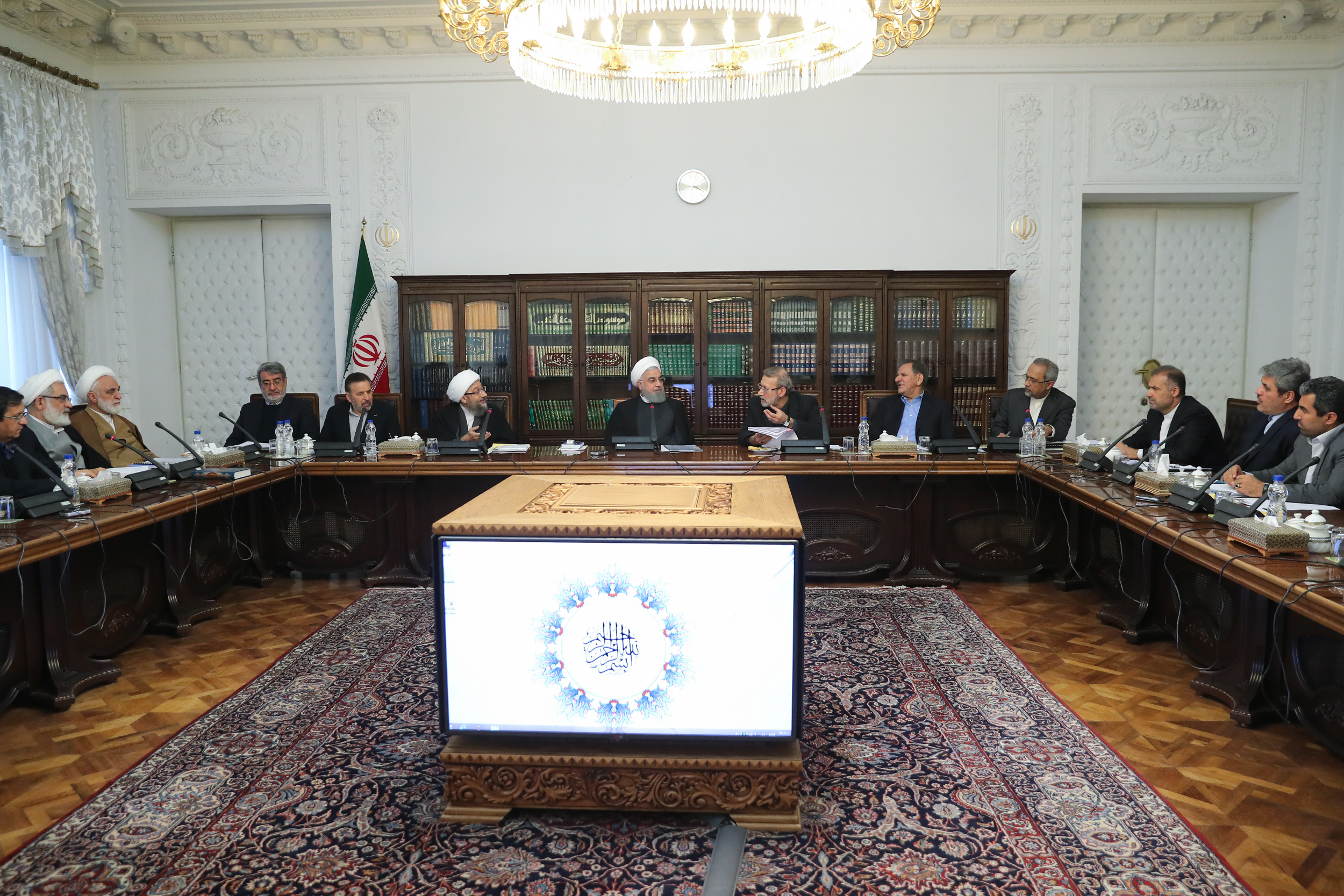 جهت&zwnj;گیری&zwnj;ها و شاخص&zwnj;های کلان بودجه ۹۸ تصویب شد