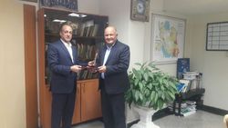 رتبه برتر و نخست روستا آهوان نيشابور در حوزه حمل و نقا كشور/ جلوگيرى از تك سرنشيني و استقبال مردم به حمل و نقل عمومى