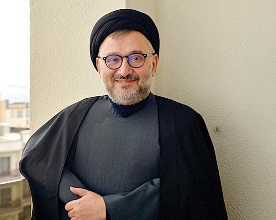 همه افتخارات دولت و رئیسش هم مال خودتان، قبول؟