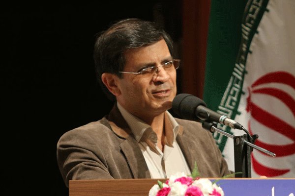 تاریخ طنز معاصر برای همیشه به ابوالفضل زرویی نصرآباد افتخار خواهد کرد