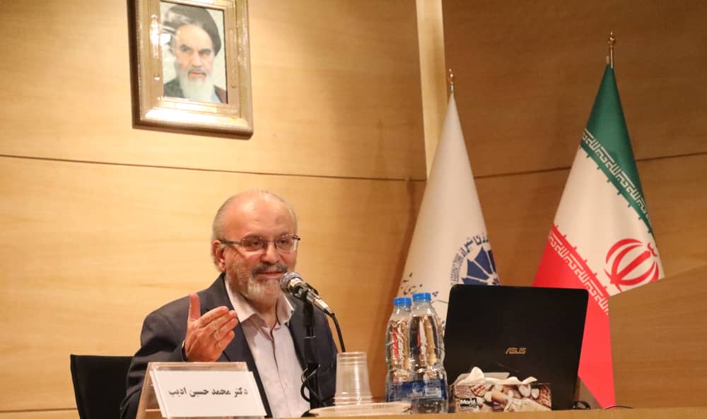 فعالان اقتصادی باید به ریسک&zwnj;های سیستمی آشنا باشند