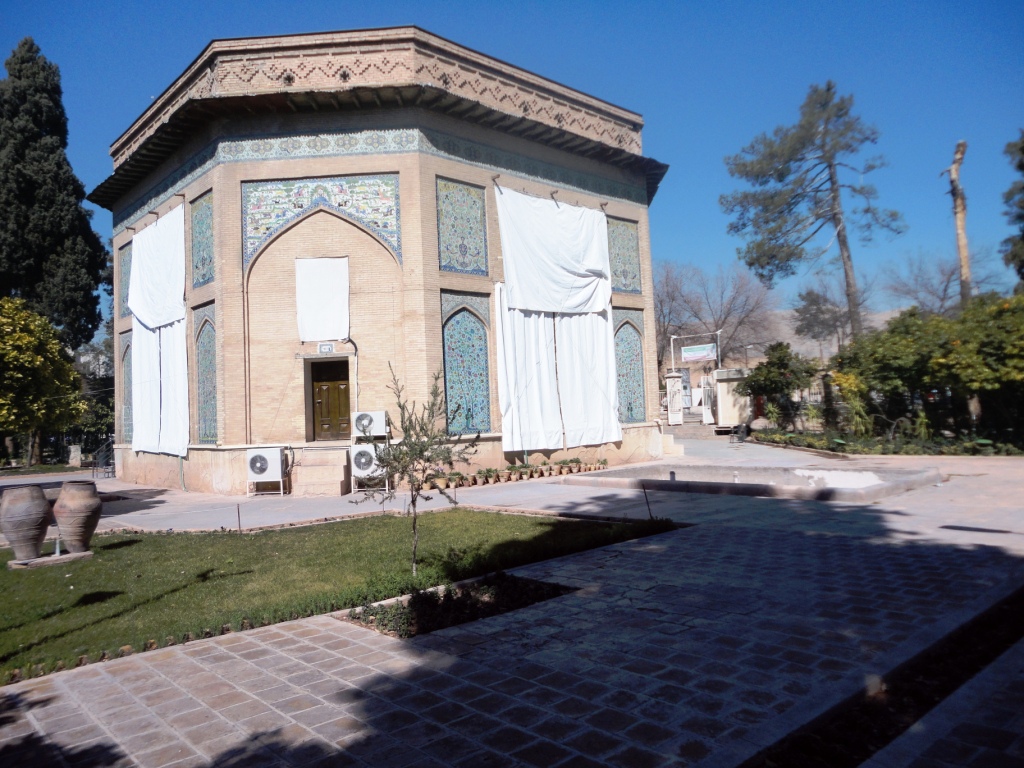 شمشیر کریم خان زند در کدام موزه است؟
