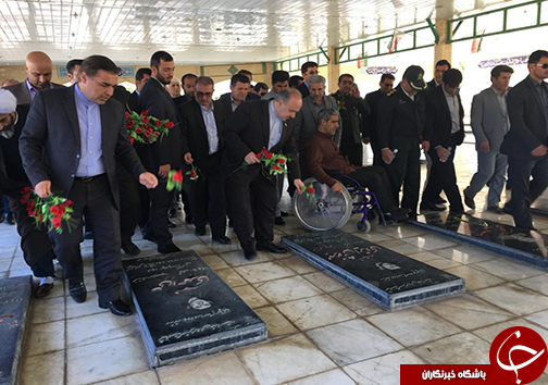 تجدید میثاق وزیر ورزش و جوانان با شهدا