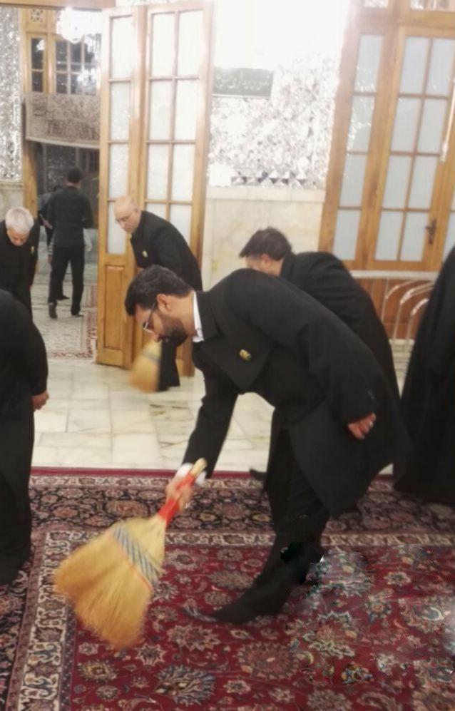 حضور دو وزیر بدون محافظ در مشهد!