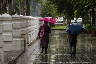 ادامه بارش ها در اصفهان / کاهش محسوس دما